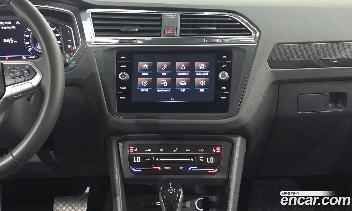 Volkswagen Tiguan 2021 2.0 автомат (гидро), фото 20