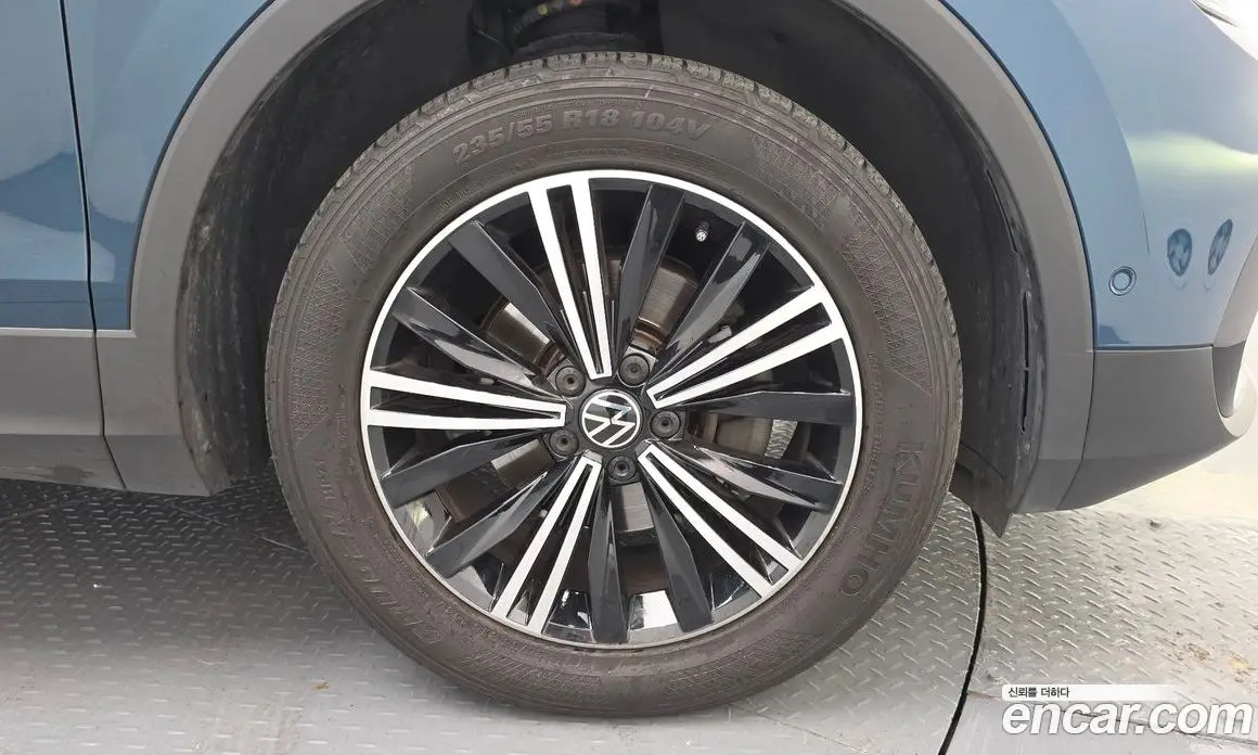 Volkswagen Tiguan 2021 2.0 автомат (гидро), фото 7