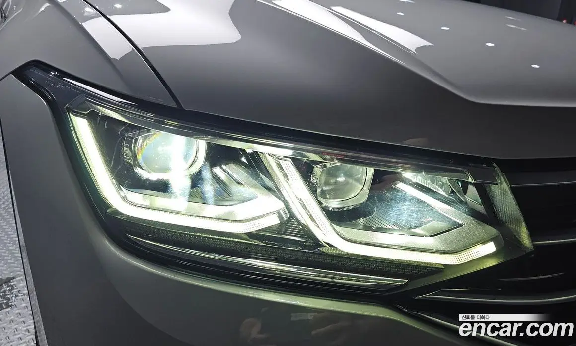 Volkswagen Tiguan 2022 2.0 автомат (гидро), фото 7 Volkswagen Tiguan 2022 2.0 автомат (гидро), фото 7