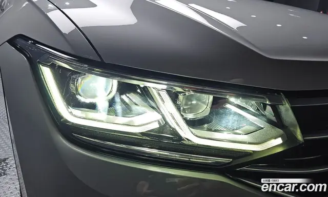 Volkswagen Tiguan 2022 2.0 автомат (гидро), миниатюра 7 Volkswagen Tiguan 2022 2.0 автомат (гидро), миниатюра 7