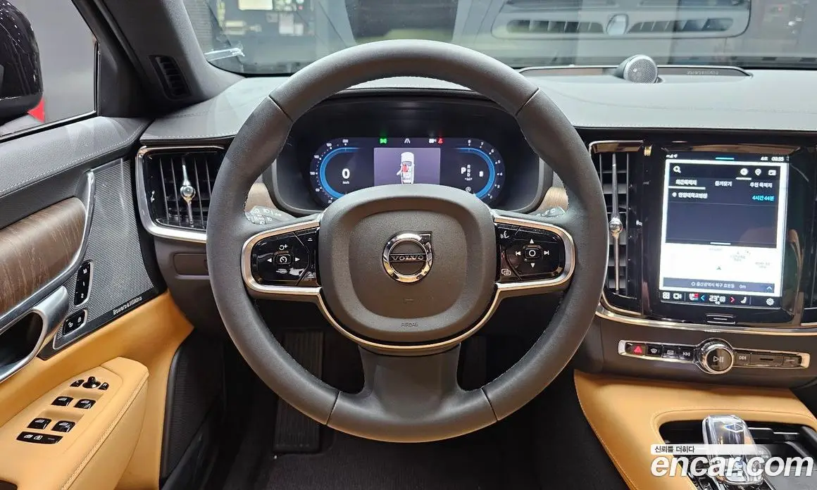 Volvo V90 2024 2.0 автомат (гидро), фото 18 Volvo V90 2024 2.0 автомат (гидро), фото 18