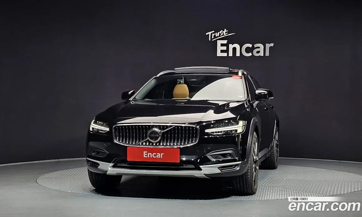 Volvo V90 2024 2.0 автомат (гидро), фото 3 Volvo V90 2024 2.0 автомат (гидро), фото 3