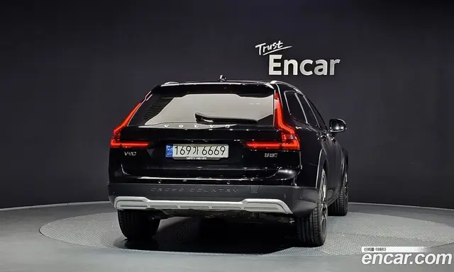 Volvo V90 2024 2.0 автомат (гидро), миниатюра 4 Volvo V90 2024 2.0 автомат (гидро), миниатюра 4