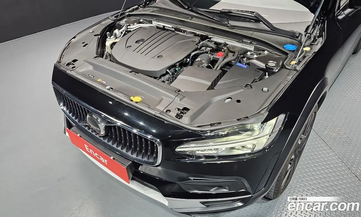 Volvo V90 2024 2.0 автомат (гидро), фото 6 Volvo V90 2024 2.0 автомат (гидро), фото 6