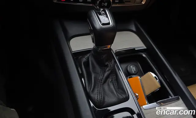 Volvo XC60 2018 2.0 автомат (гидро), миниатюра 12