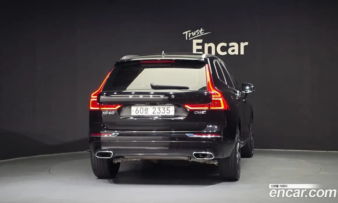 Volvo XC60 2018 2.0 автомат (гидро), фото 4 Volvo XC60 2018 2.0 автомат (гидро), фото 4