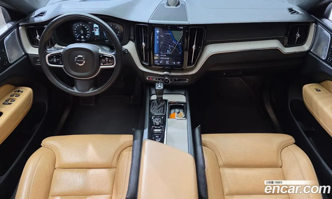 Volvo XC60 2018 2.0 автомат (гидро), фото 10 Volvo XC60 2018 2.0 автомат (гидро), фото 10