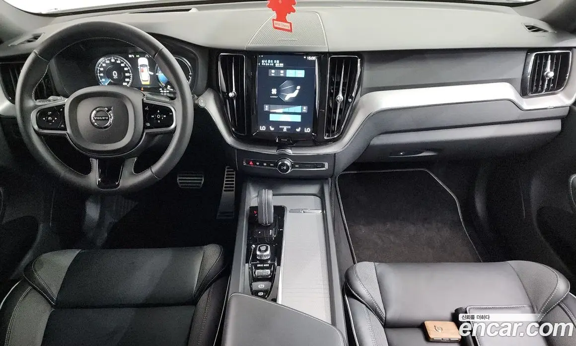Volvo XC60 2020 2.0 автомат (гидро), фото 10 Volvo XC60 2020 2.0 автомат (гидро), фото 10