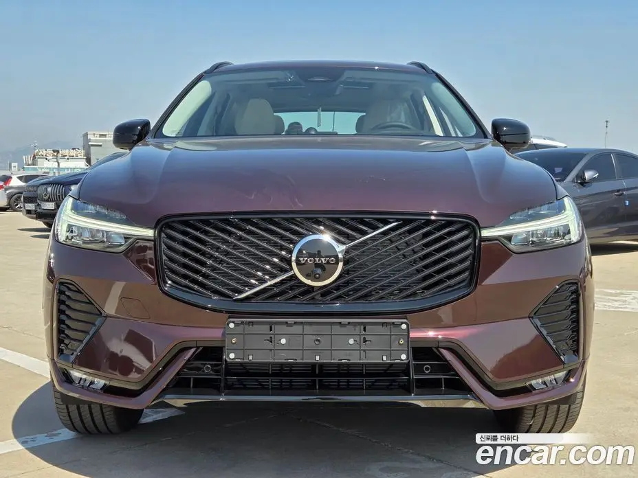 Volvo XC60 2026 2.0 автомат (гидро), фото 3 Volvo XC60 2026 2.0 автомат (гидро), фото 3
