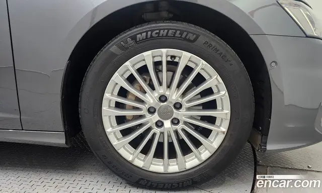 Audi A6 2020 2.0 автомат (гидро), миниатюра 7