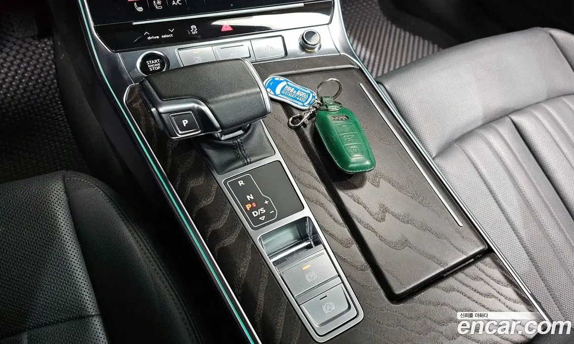 Audi A6 2022 2.0 автомат (гидро), фото 9
