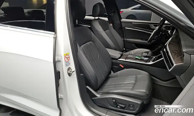 Audi A6 2022 2.0 автомат (гидро), миниатюра 10