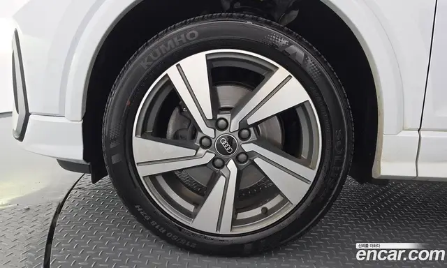 Audi Q2 2023 2.0 автомат (гидро), миниатюра 5 Audi Q2 2023 2.0 автомат (гидро), миниатюра 5