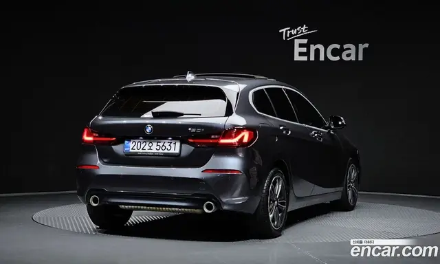 BMW 1 серия 2021 2.0 автомат (гидро), миниатюра 2