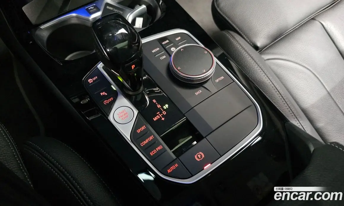 BMW 1 серия 2021 2.0 автомат (гидро), фото 12