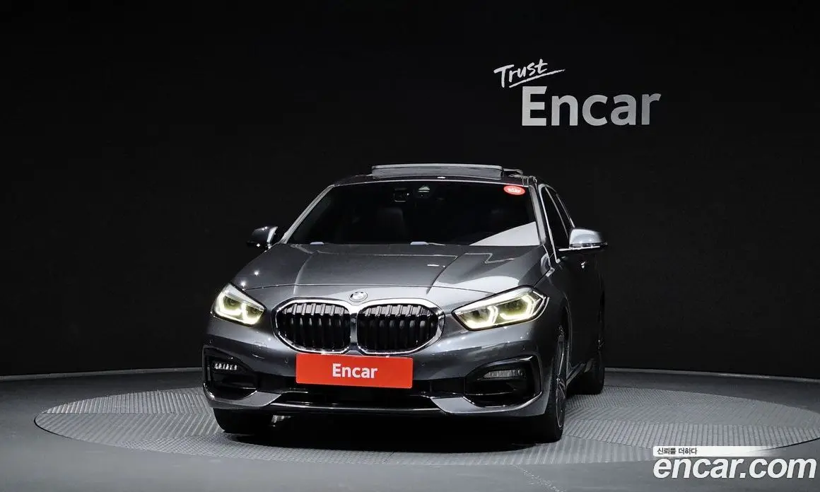 BMW 1 серия 2021 2.0 автомат (гидро), фото 3