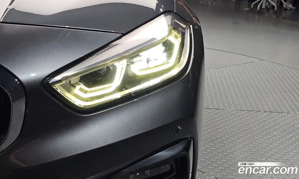 BMW 1 серия 2021 2.0 автомат (гидро), фото 8