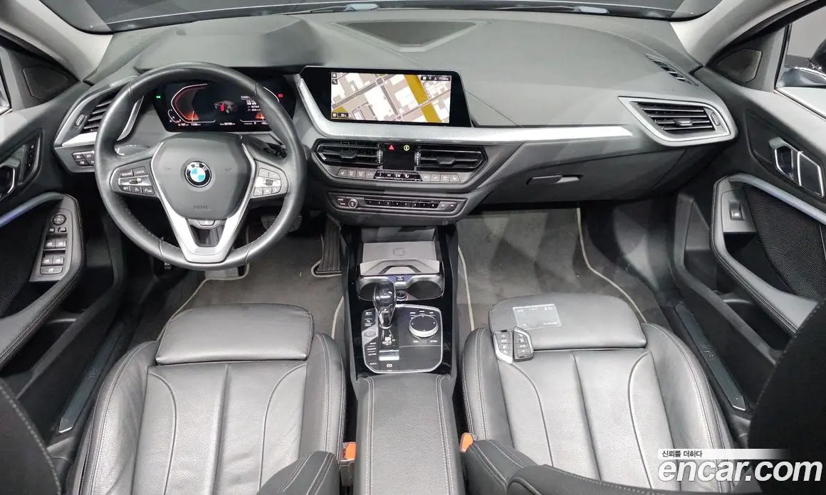BMW 1 серия 2021 2.0 автомат (гидро), фото 10