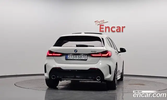 BMW 1 серия 2024 2.0 автомат (гидро), миниатюра 3