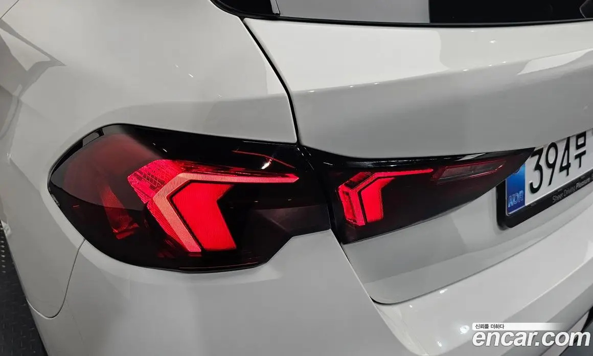 BMW 1 серия 2025 2.0 автомат (гидро), фото 9