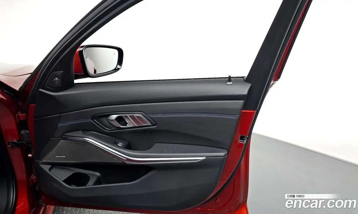 BMW 3 серия 2021 2.0 автомат (гидро), фото 14 BMW 3 серия 2021 2.0 автомат (гидро), фото 14