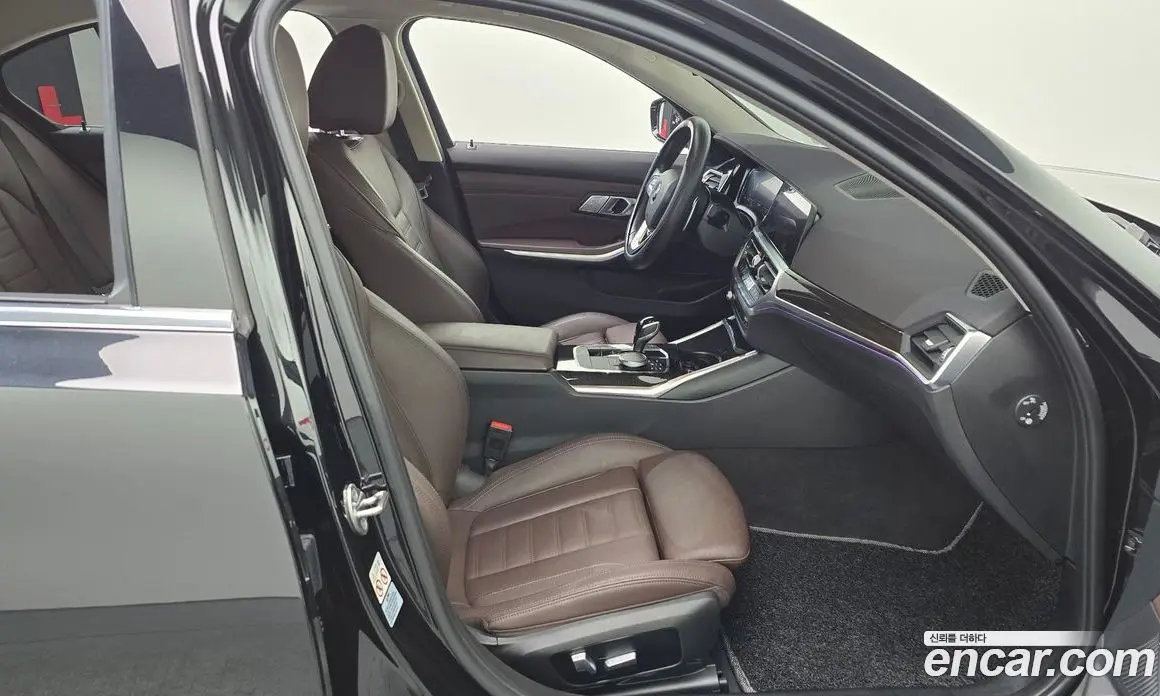BMW 3 серия 2022 2.0 автомат (гидро), фото 16