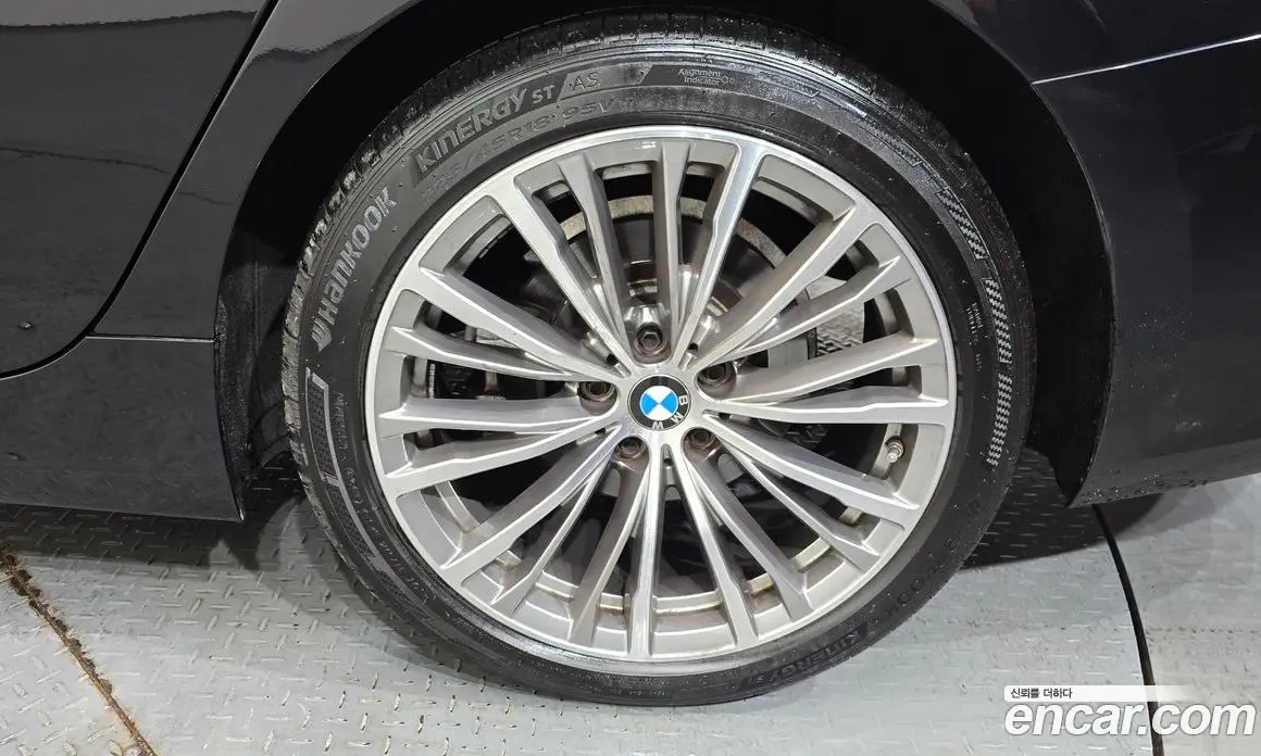 BMW 3 серия 2022 2.0 автомат (гидро), фото 7