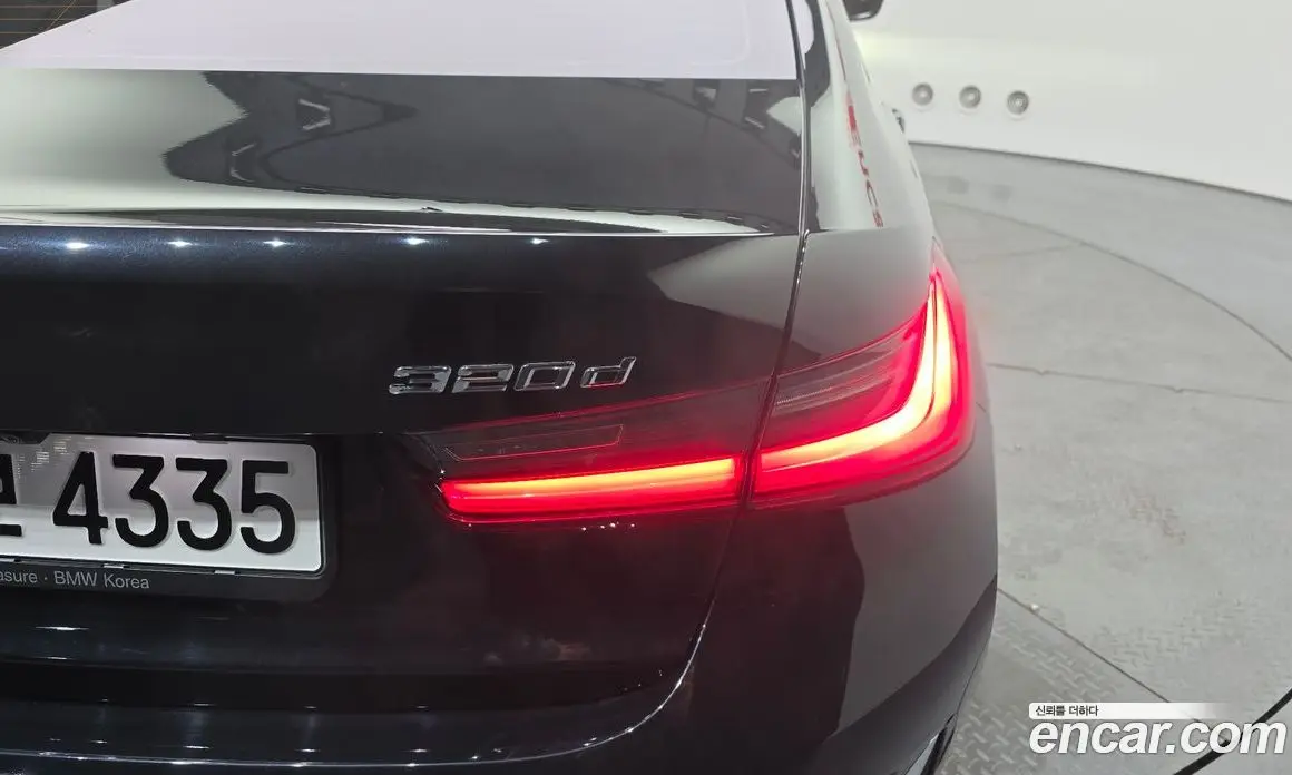 BMW 3 серия 2022 2.0 автомат (гидро), фото 9
