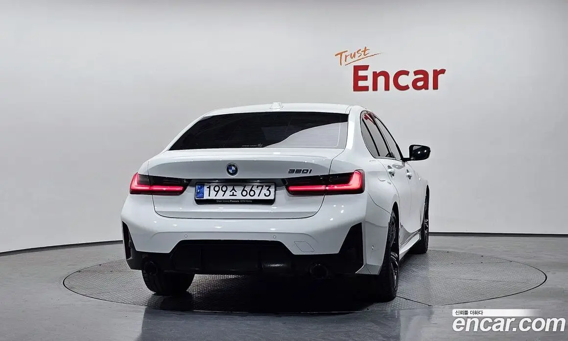 BMW 3 серия 2023 2.0 автомат (гидро), фото 3