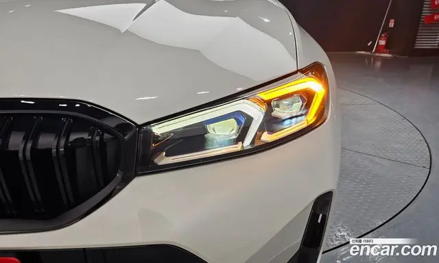 BMW 3 серия 2023 2.0 автомат (гидро), миниатюра 7