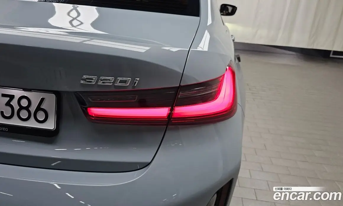 BMW 3 серия 2025 2.0 автомат (гидро), фото 9