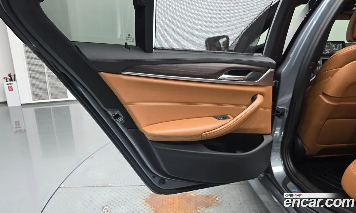 BMW 5 серия 2017 2.0 автомат (гидро), фото 14