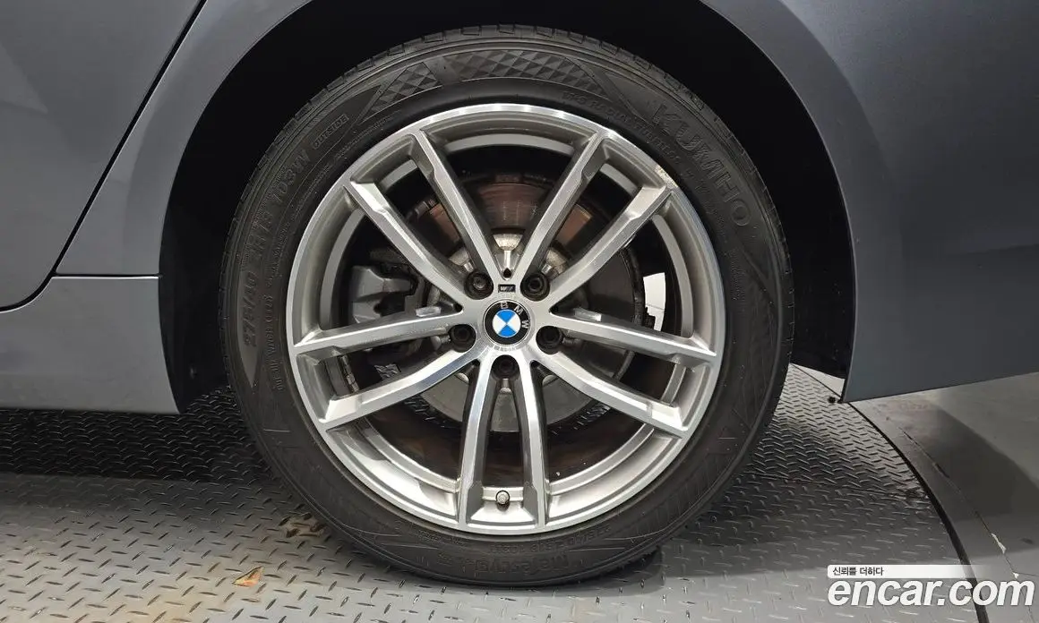 BMW 5 серия 2017 2.0 автомат (гидро), фото 6