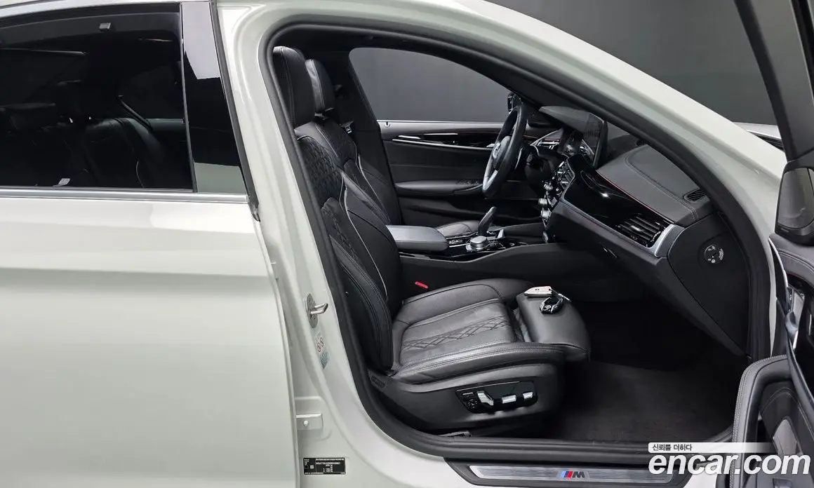BMW 5 серия 2021 2.0 автомат (гидро), фото 16