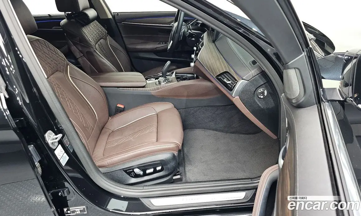 BMW 5 серия 2022 2.0 автомат (гидро), фото 17