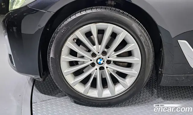 BMW 5 серия 2023 2.0 автомат (гидро), миниатюра 5 BMW 5 серия 2023 2.0 автомат (гидро), миниатюра 5
