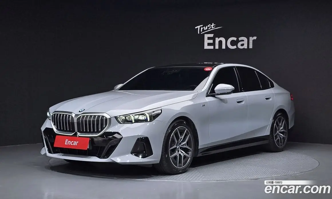 BMW 5 серия 2024 2.0 автомат (гидро), фото 1 BMW 5 серия 2024 2.0 автомат (гидро), фото 1