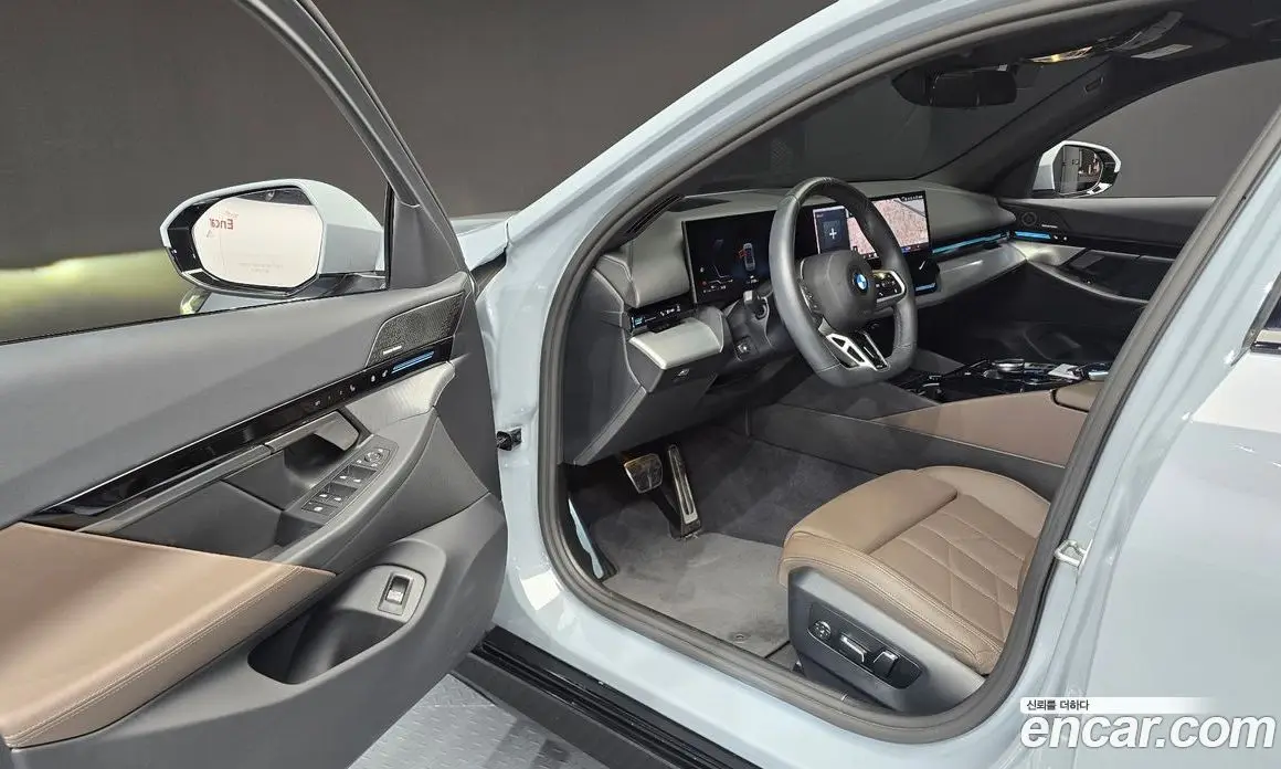 BMW 5 серия 2024 2.0 автомат (гидро), фото 13 BMW 5 серия 2024 2.0 автомат (гидро), фото 13