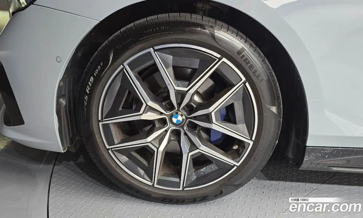 BMW 5 серия 2024 2.0 автомат (гидро), фото 5 BMW 5 серия 2024 2.0 автомат (гидро), фото 5