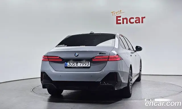 BMW 5 серия 2025 2.0 автомат (гидро), миниатюра 4 BMW 5 серия 2025 2.0 автомат (гидро), миниатюра 4