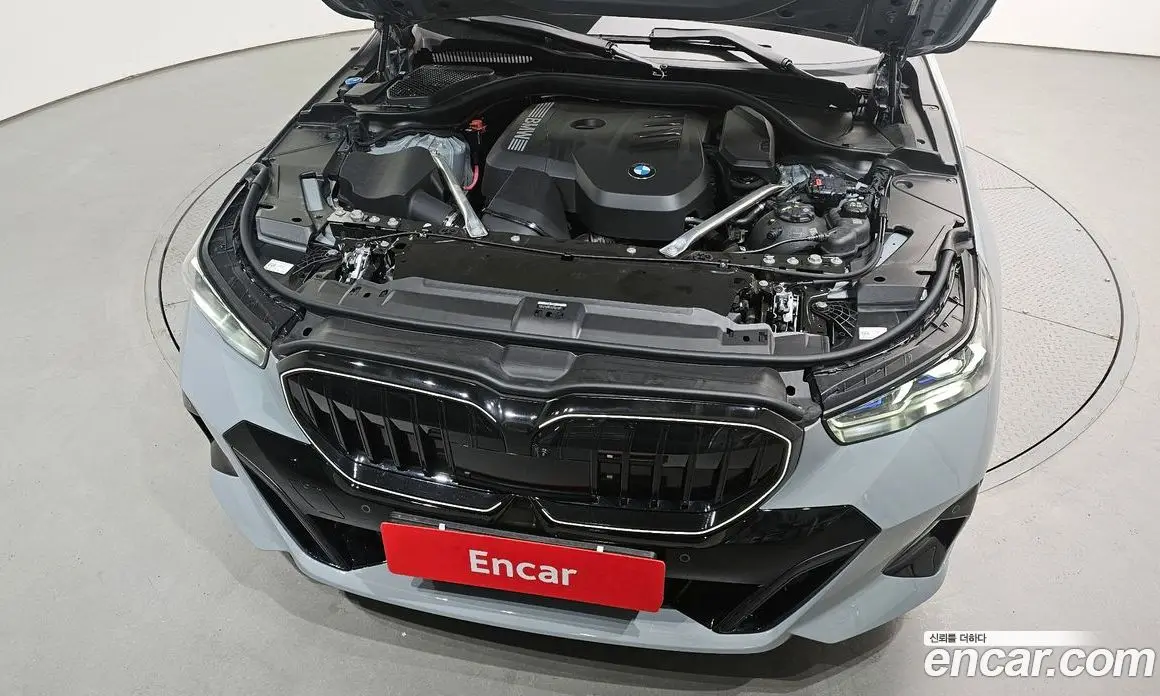 BMW 5 серия 2025 2.0 автомат (гидро), фото 6 BMW 5 серия 2025 2.0 автомат (гидро), фото 6