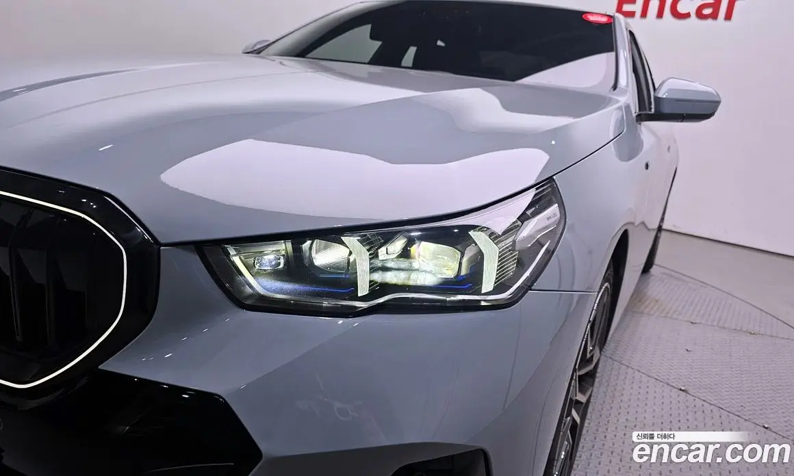 BMW 5 серия 2025 2.0 автомат (гидро), фото 8 BMW 5 серия 2025 2.0 автомат (гидро), фото 8