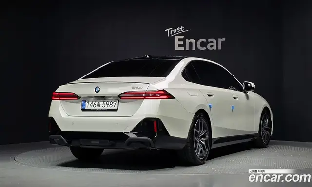 BMW 5 серия 2025 2.0 автомат (гидро), миниатюра 2