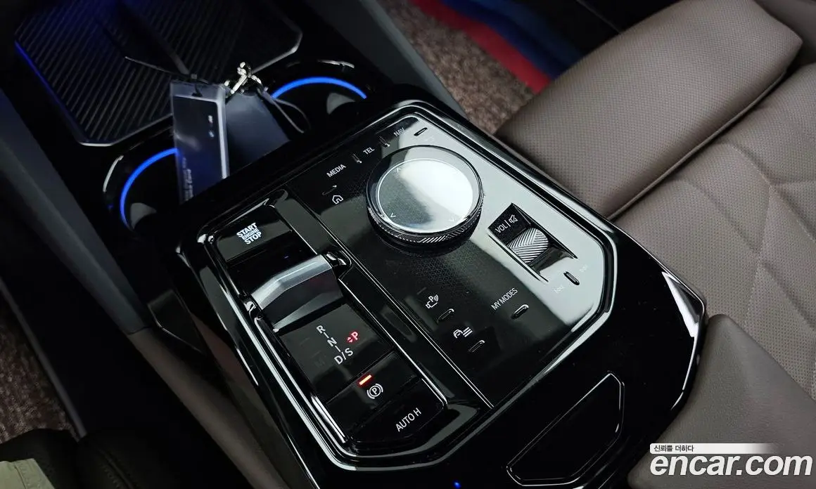 BMW 5 серия 2025 2.0 автомат (гидро), фото 12