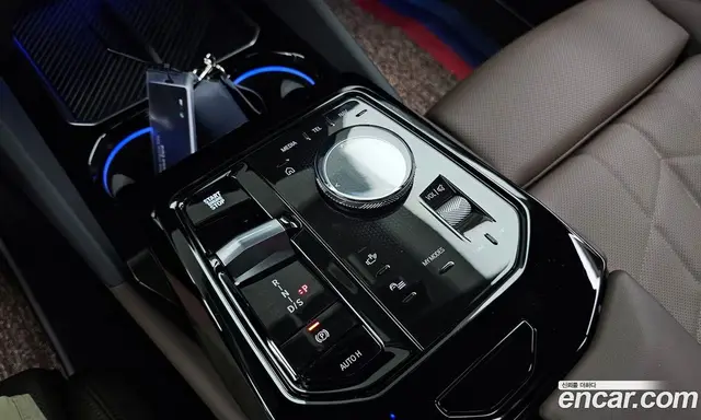 BMW 5 серия 2025 2.0 автомат (гидро), миниатюра 12
