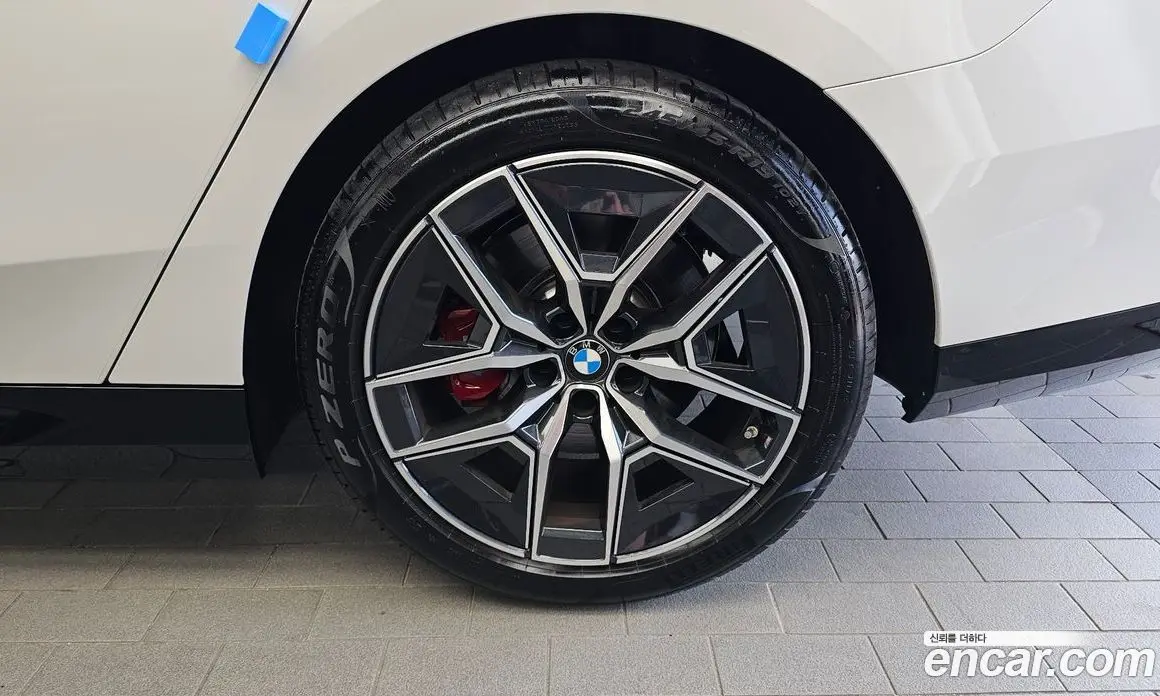 BMW 5 серия 2025 2.0 автомат (гидро), фото 7