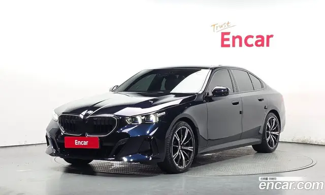 BMW 5 серия, 2026, 5 196 км
