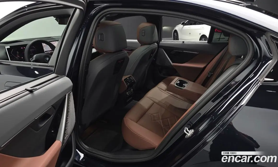 BMW 5 серия 2026 2.0 автомат (гидро), фото 18