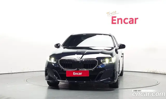 BMW 5 серия 2026 2.0 автомат (гидро), миниатюра 3