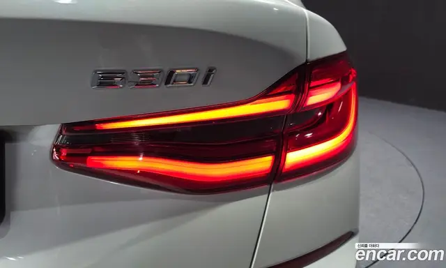 BMW 6 серия 2023 3.0 автомат (гидро), миниатюра 9